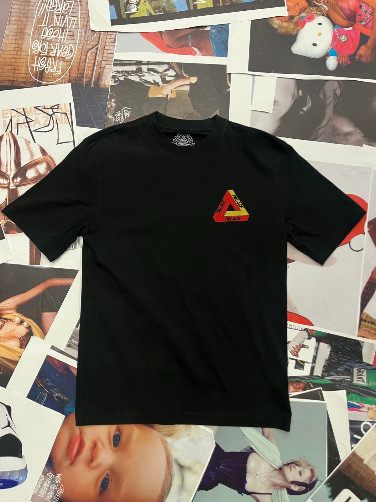 (S) PALACE Chi–Ferg T–Shirt černé