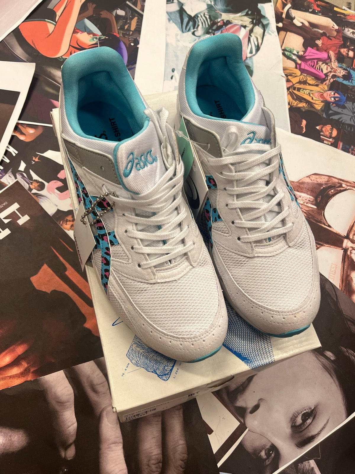 (40,5) ASICS × COMME des GARÇONS SHIRT Tarther SC bílé tenisky s leopardím vzorem