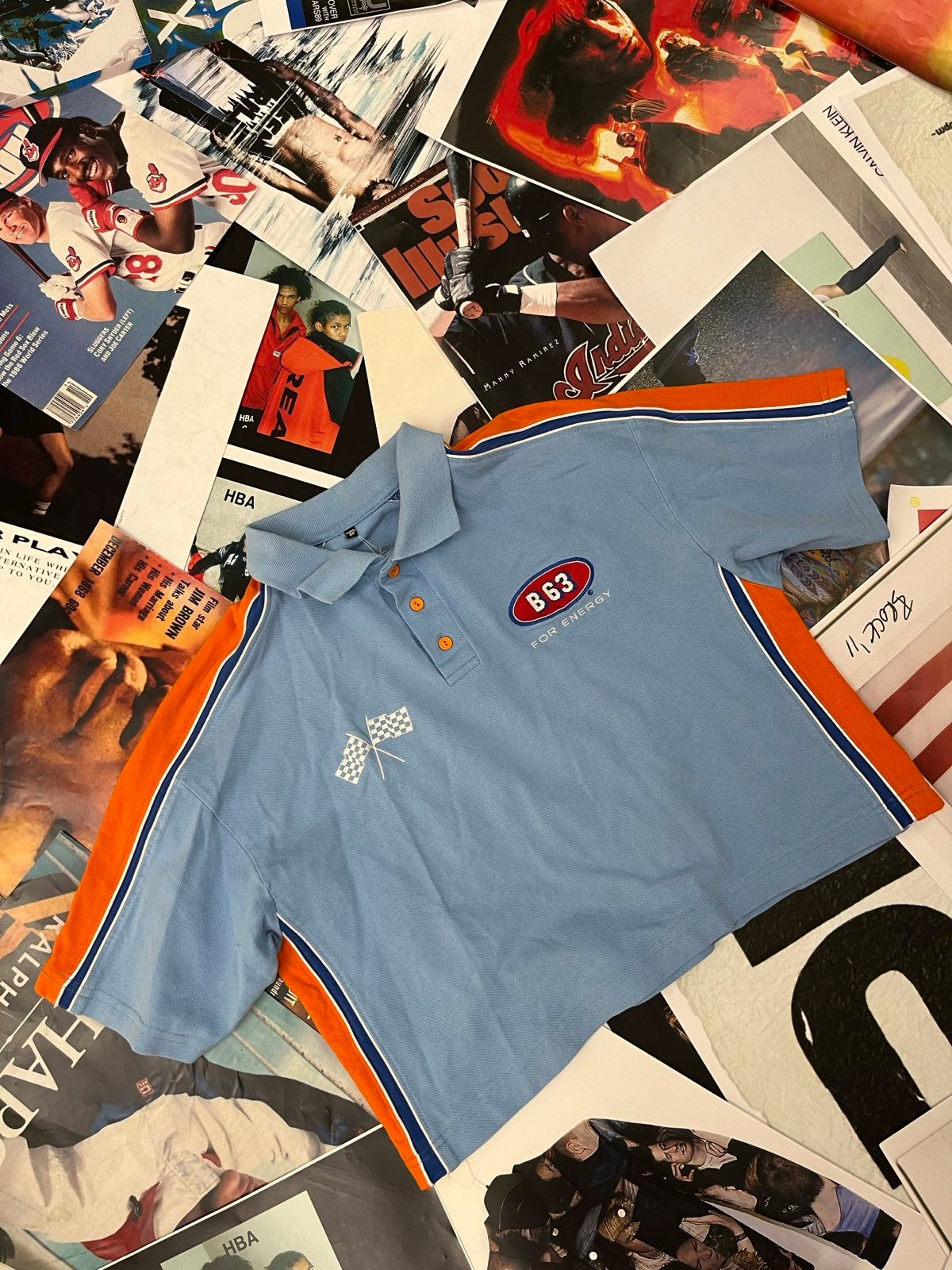 (XL) POLOTRIKO světle modré dámské cropnuté racing a s "63" na zádech