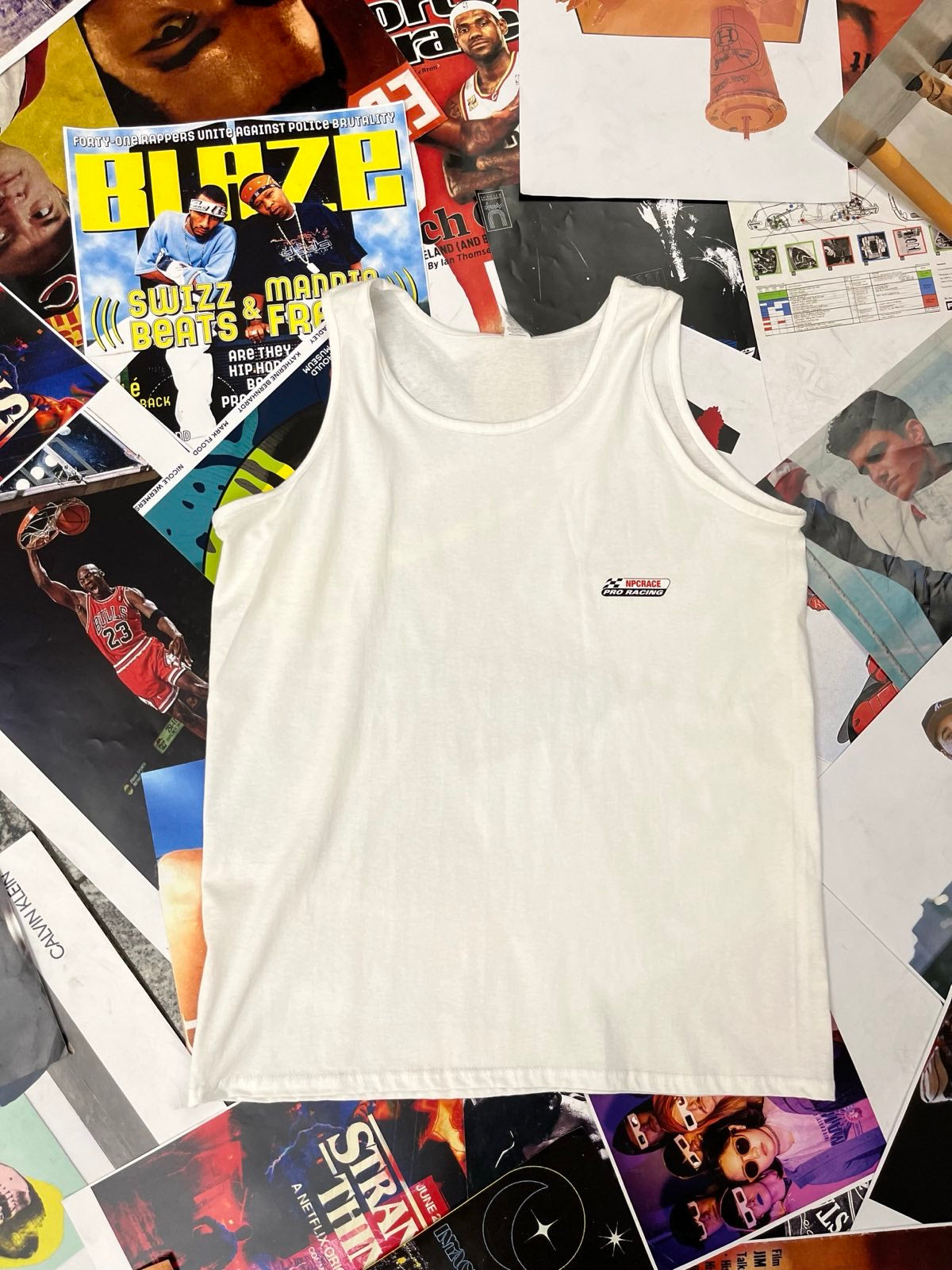 Tílko bílé s nápisem NPC Race