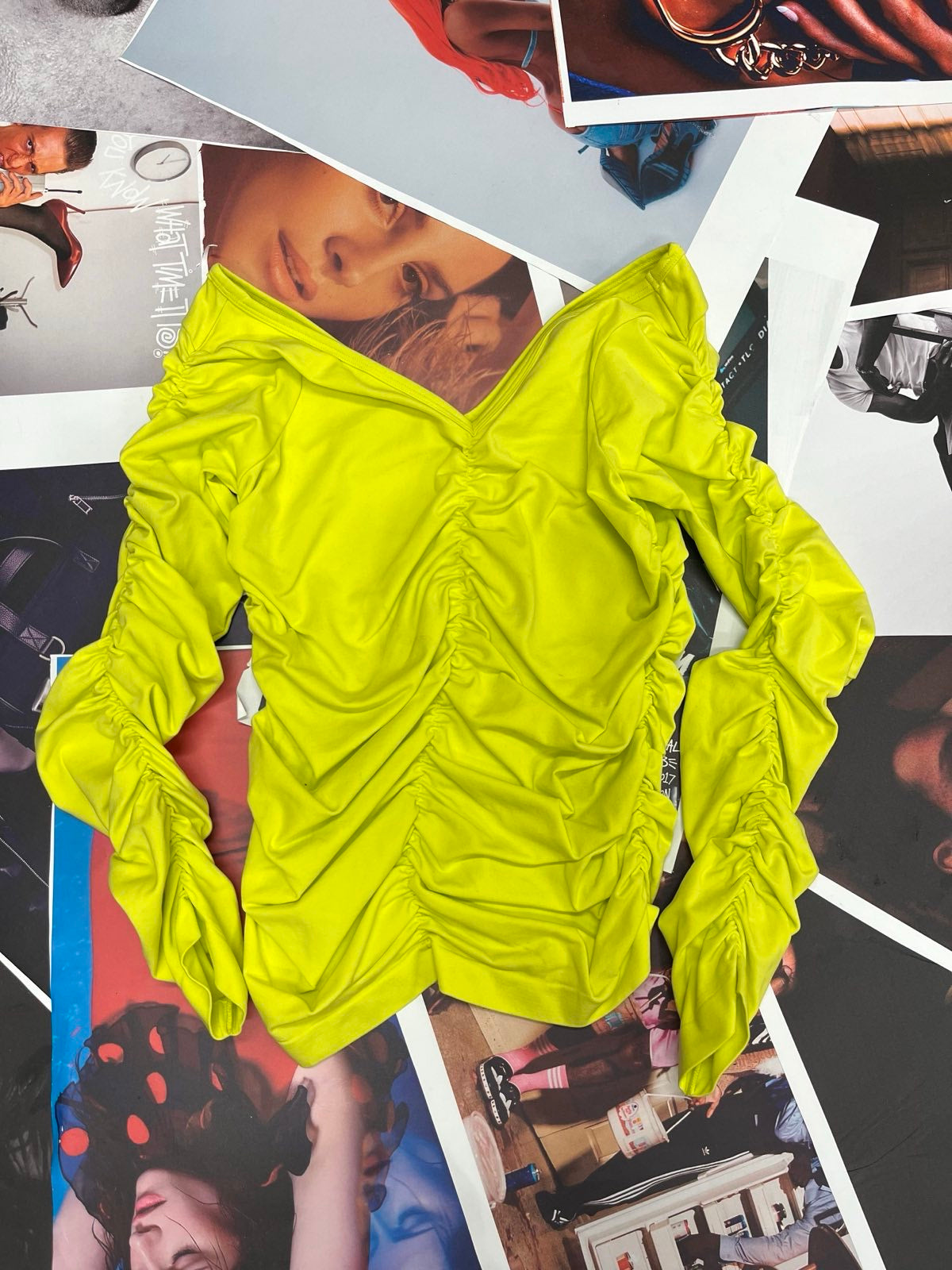 (XS/S) HELMUT LANG top fosforově zelený s dlouhým rukávem a řasením