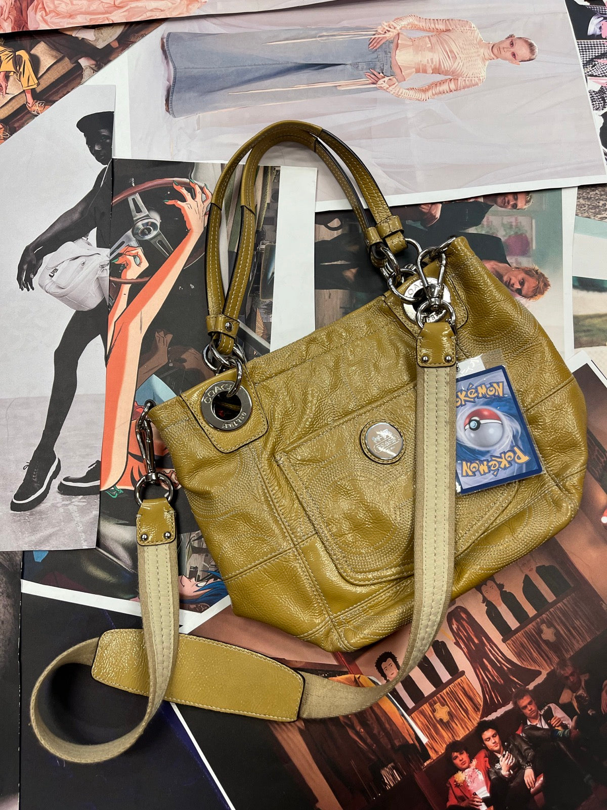 COACH kožená crossbody kabelka v hořčicové barvě