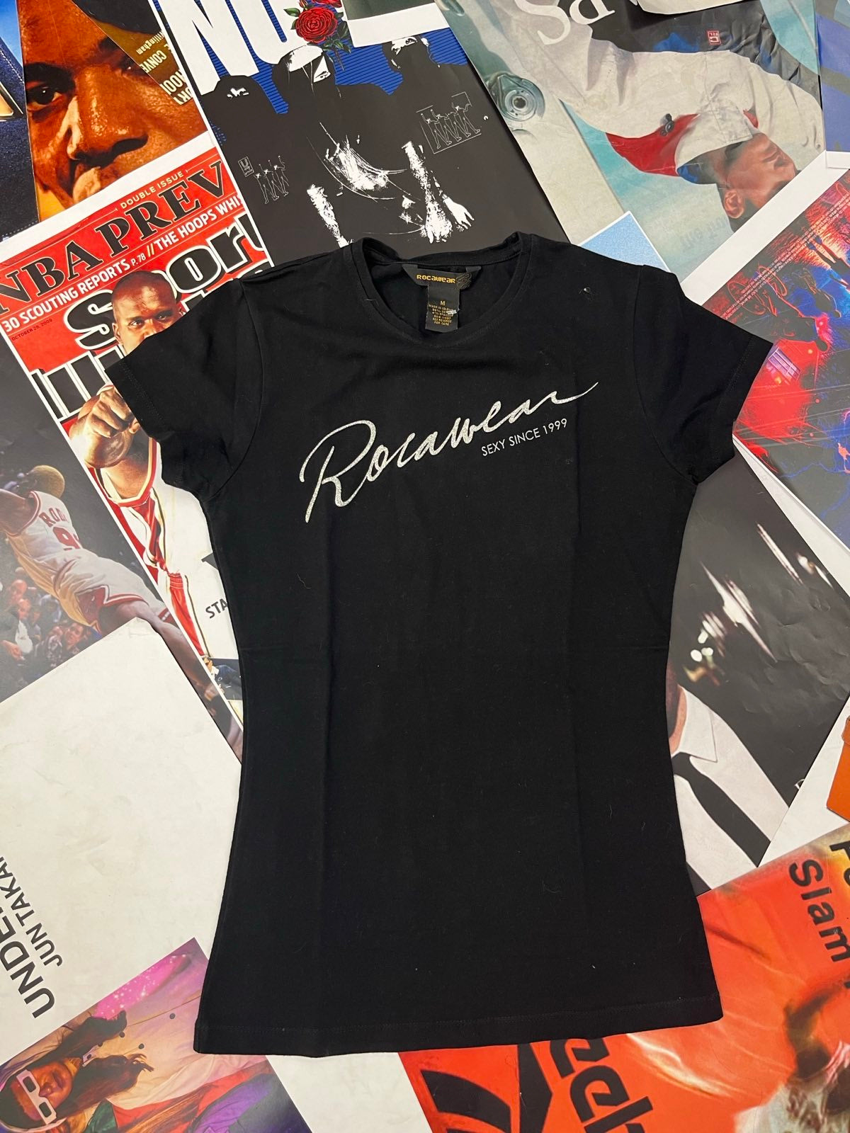(M) Rocawear TRIKO černé dámské se stříbrným třpytivým nápisem