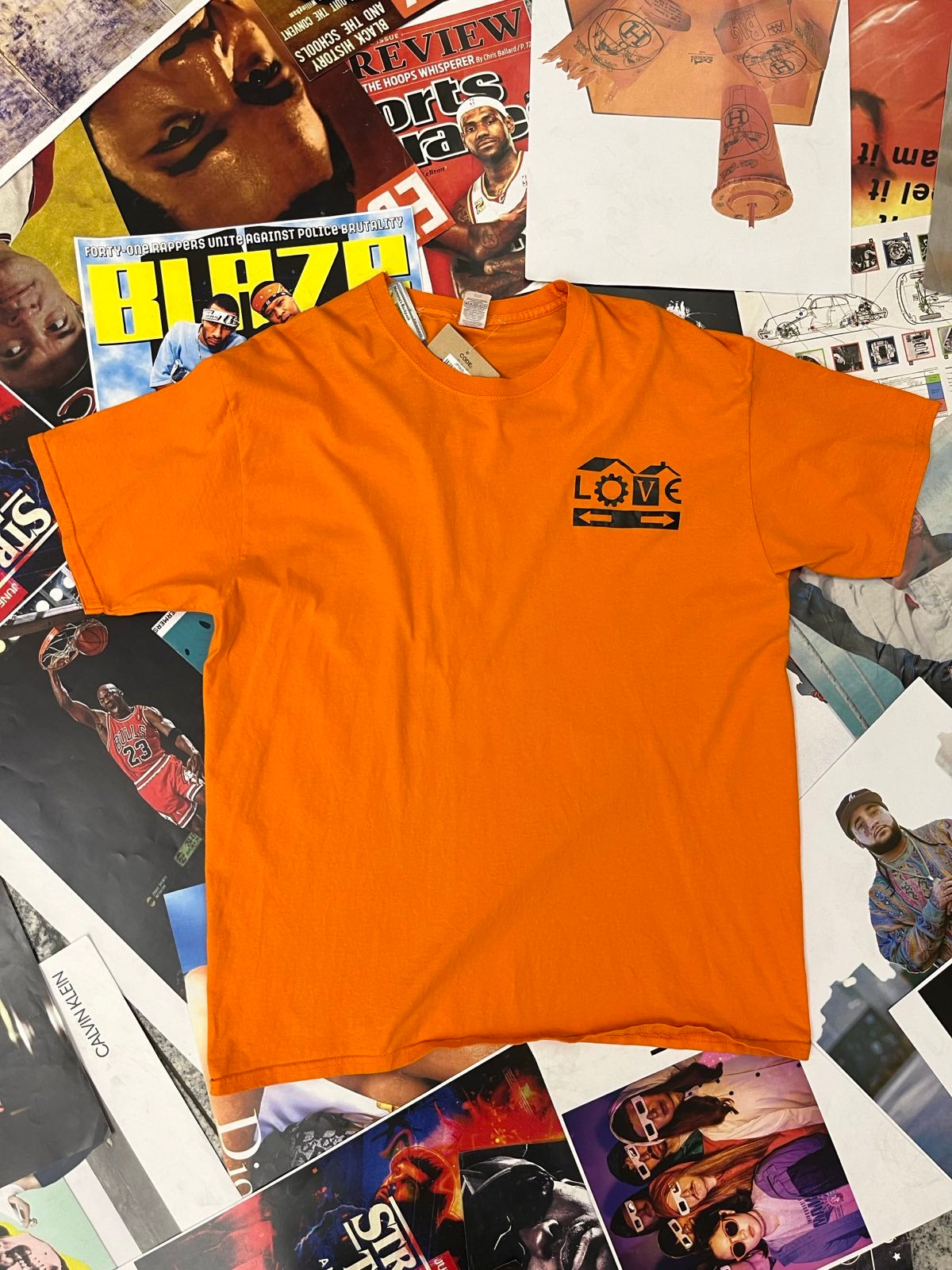 (XL) Oranžové triko LOVE