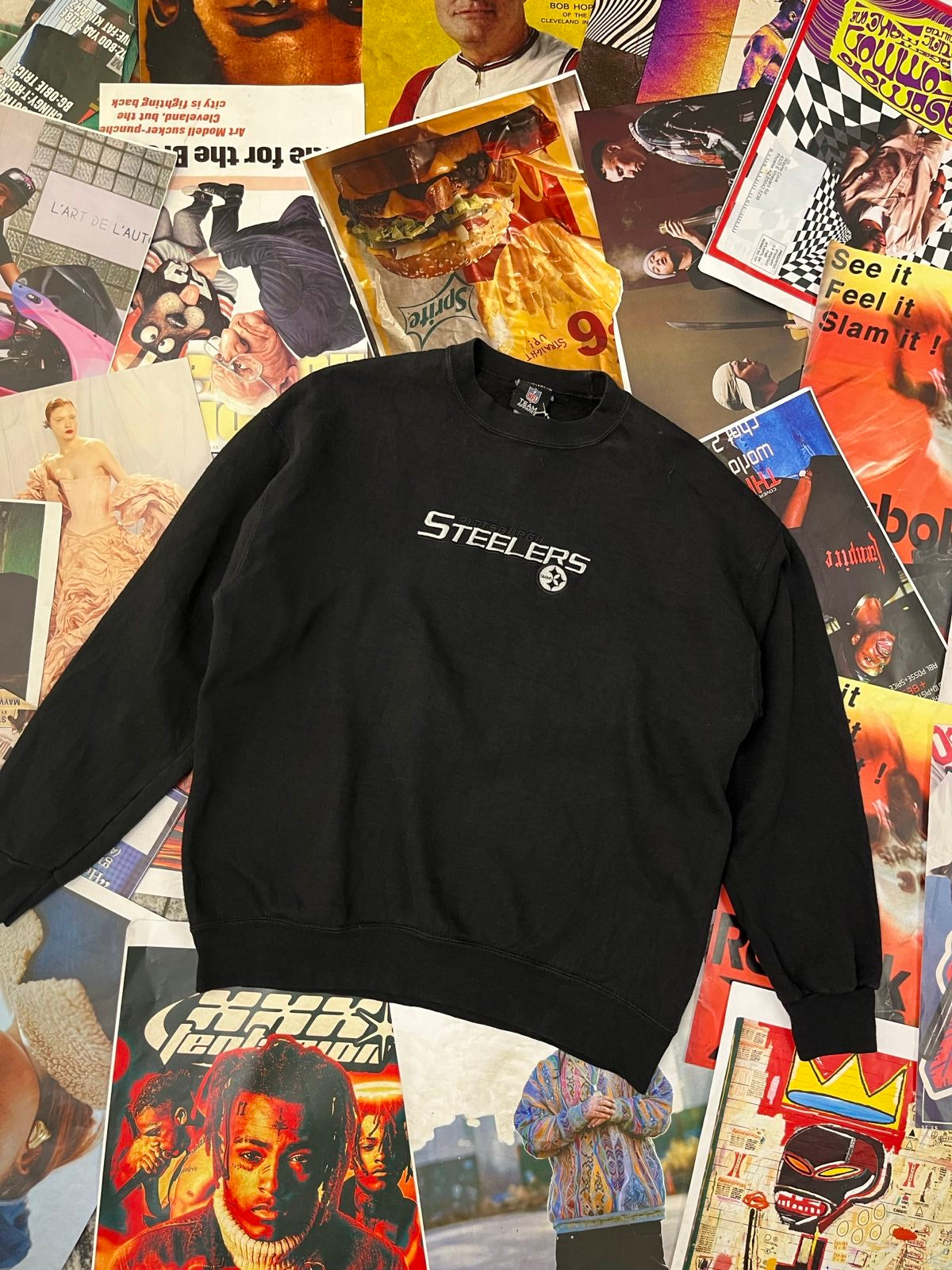 (L) NFL TEAM černý crewneck s bílým nápisem Steelers