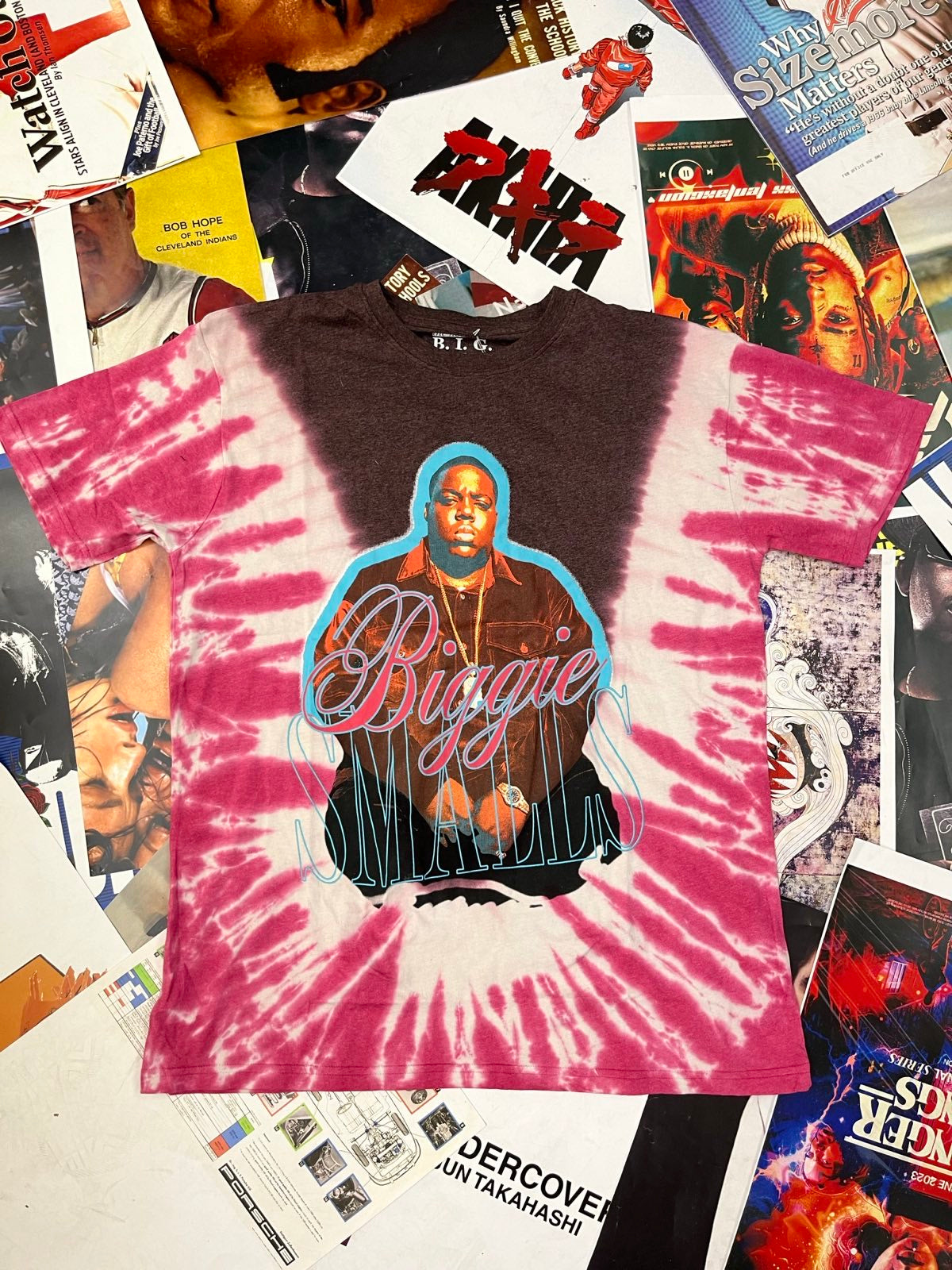(L) The Notorious Big TRIKO batikované růžové s potiskem a nápisem Biggie