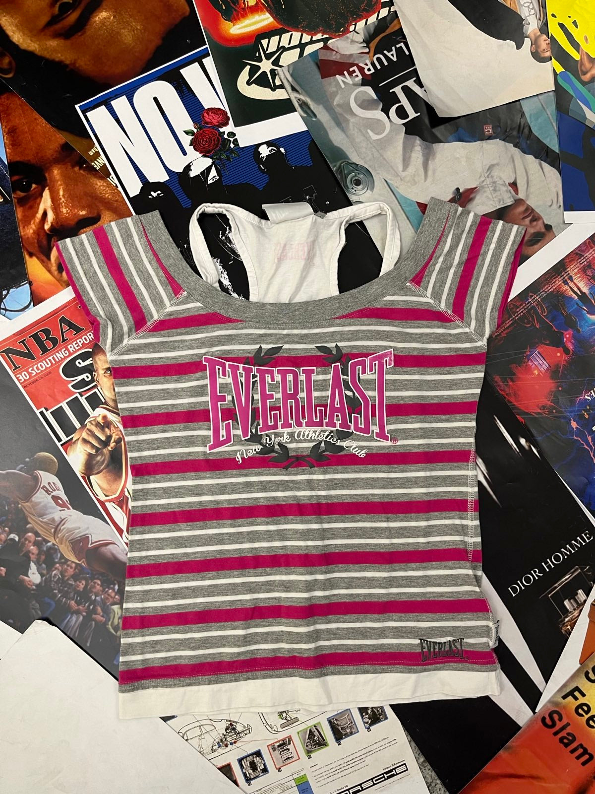 (L) Everlast TOP dámský bílo-šedo-růžový pruhovaný s nápisem