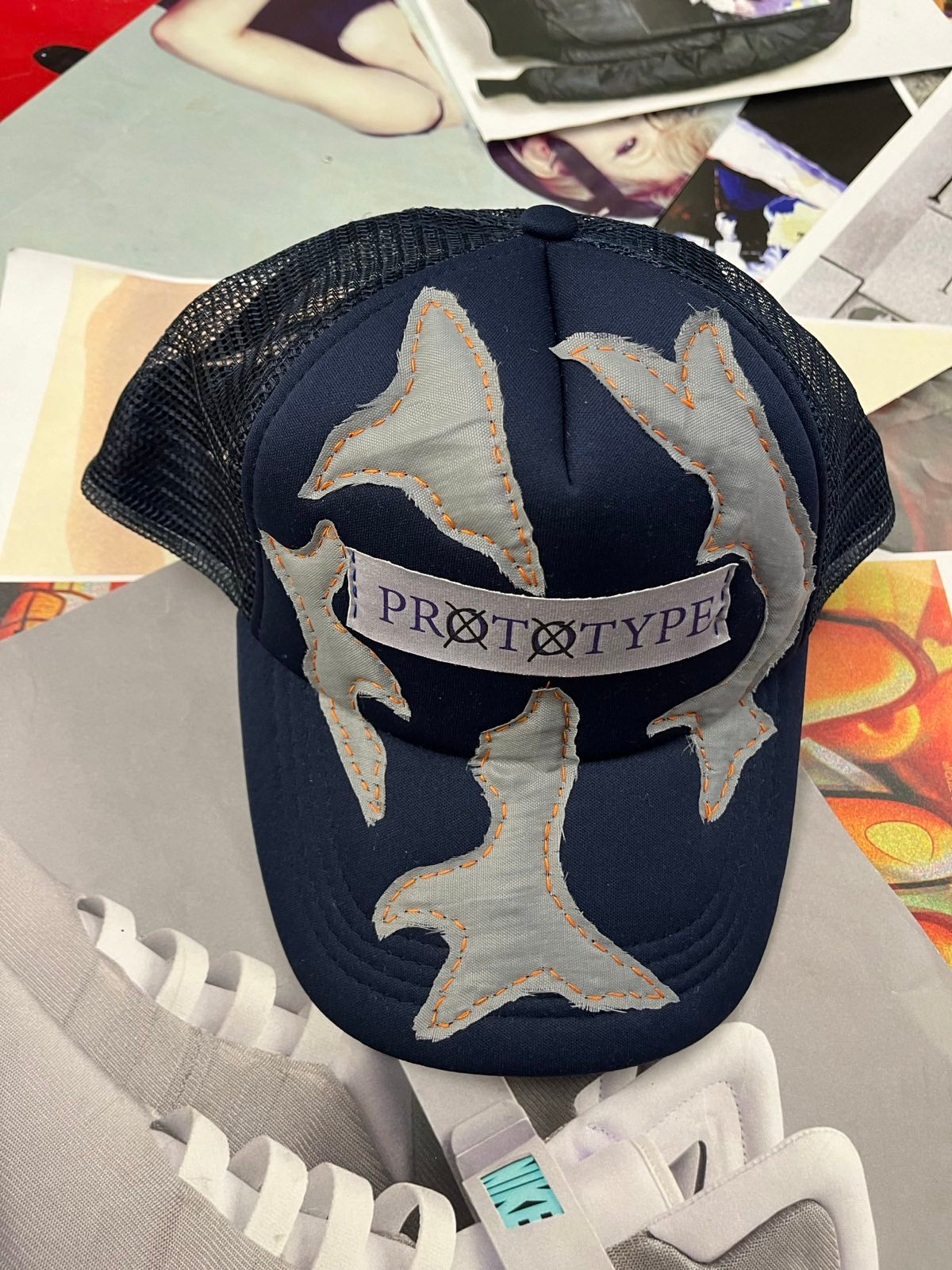 Prototype kšiltovka navy s šedými nášivkami