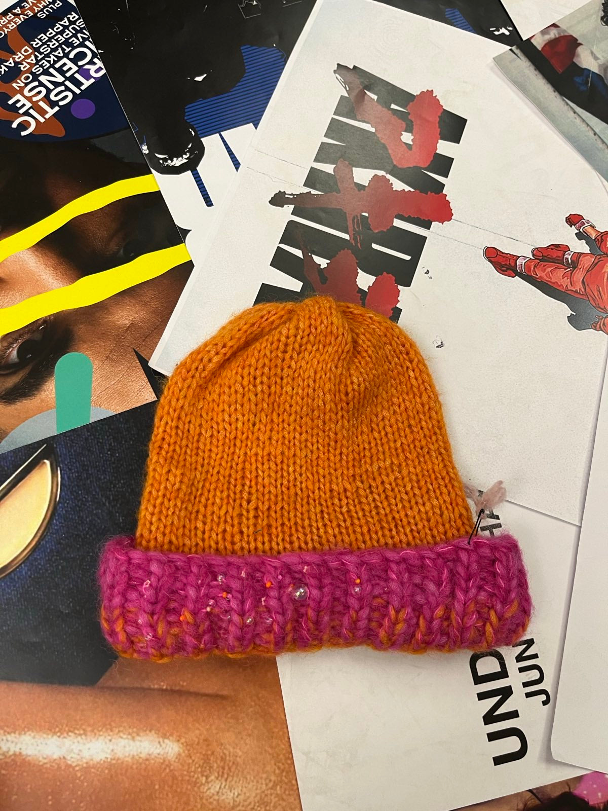 Pletená čepice oranžová, tmavě ružová OS