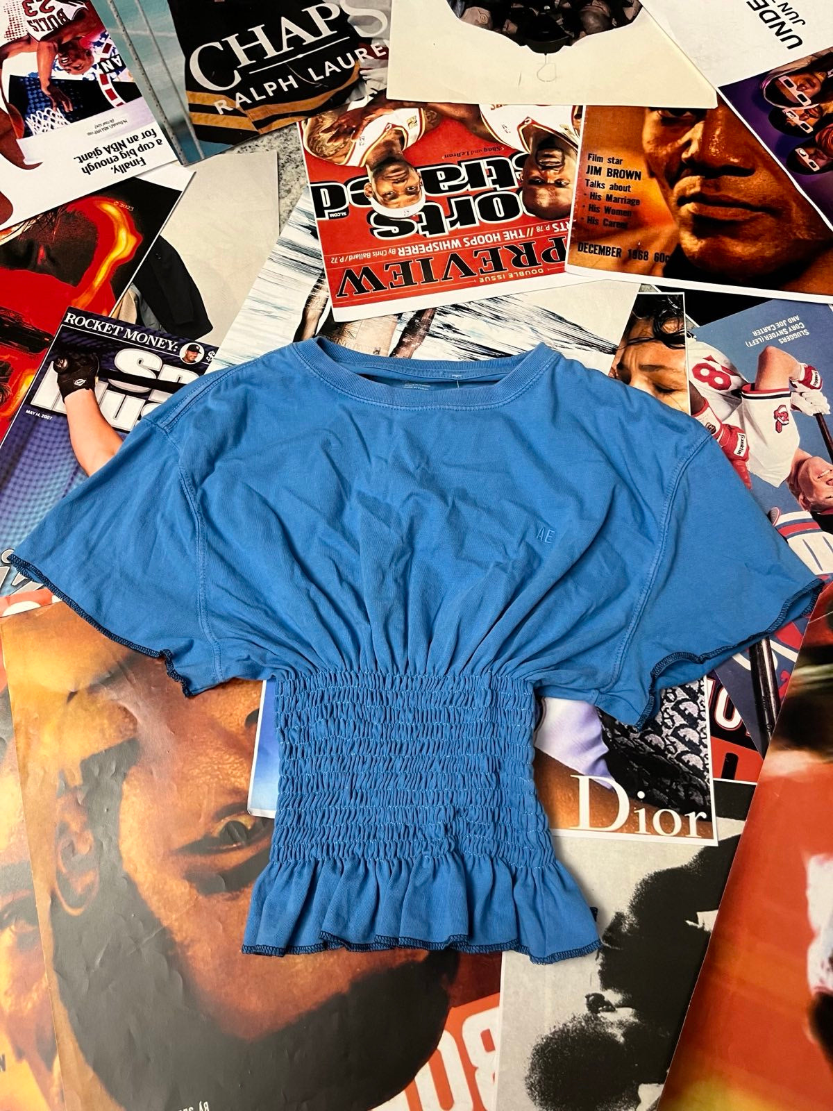 Reworked TOP s žabičkováním American Eagle modrý mini AE logo na srdci M