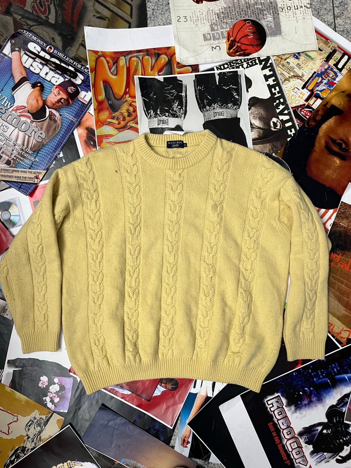 (L) Nani bon svetr žlutý