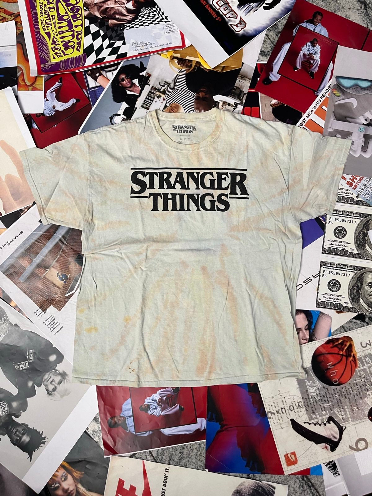 TRIKO batika světlá StrangerThings potisk zezadu XL