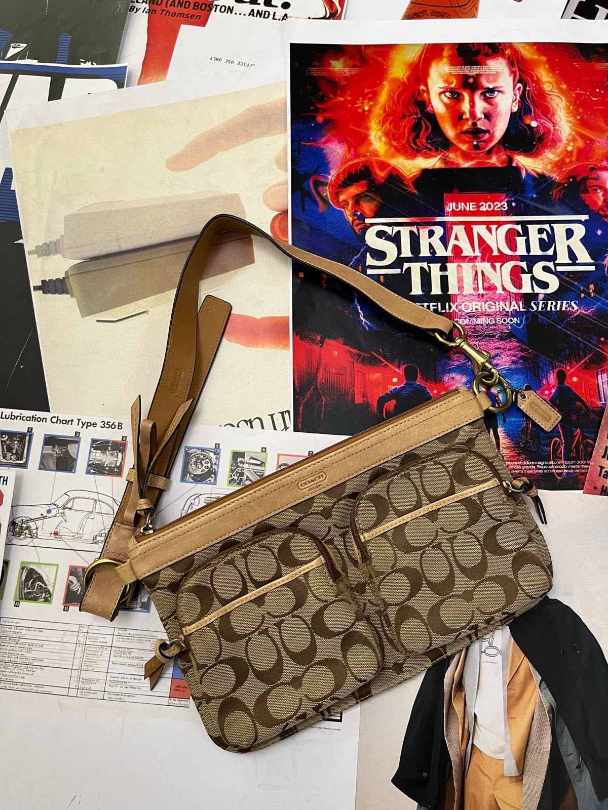 COACH kabelka menší béžová s béžovými detaily