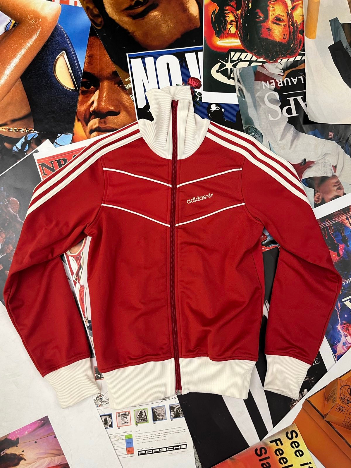 (S) Adidas MIKINA dámská červeno-bílá ke krku