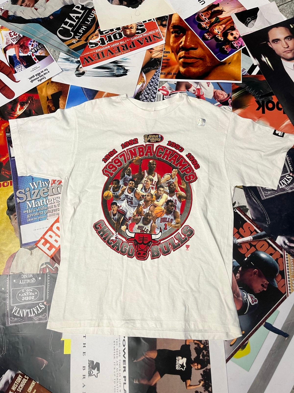 Starter TRIKO 90s/CHICAGO BULLS/1997NBA CHAMPS bílé L