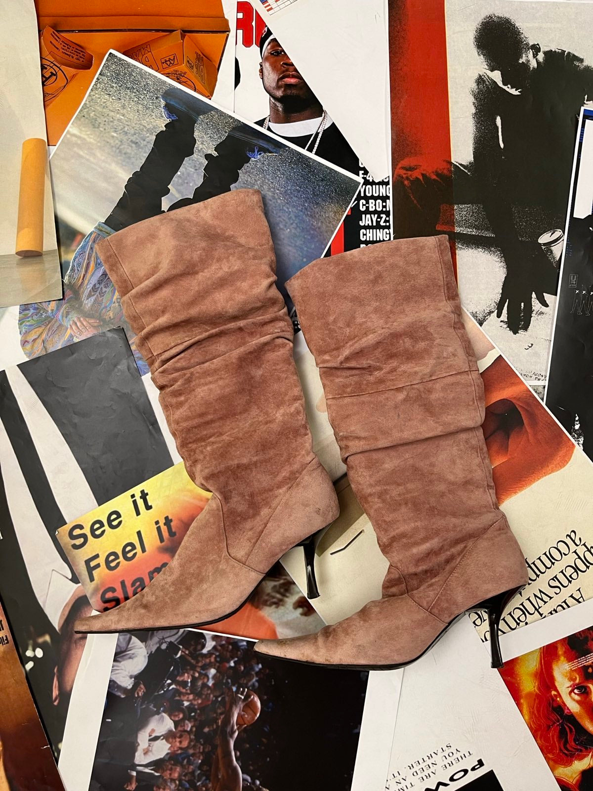 (37) KOZAČKY na podpatku semišové starorůžové