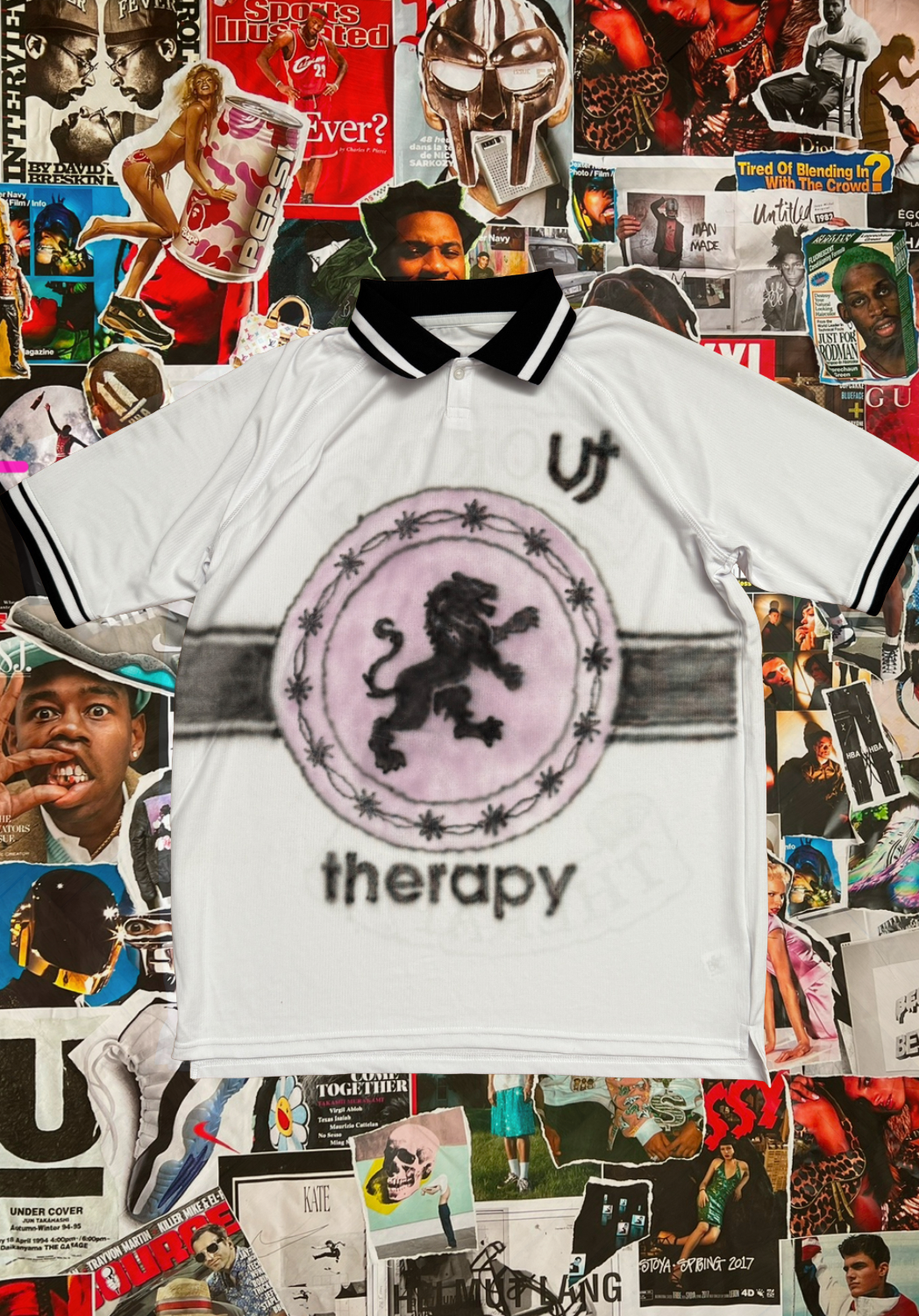 1of1 Therapy x Stepan Barton dres fotbalový bílý s černým lvem v růžovém kruhu na přední straně a pod tím nápis therapy, na zádech nápis Looking 4 Therapy