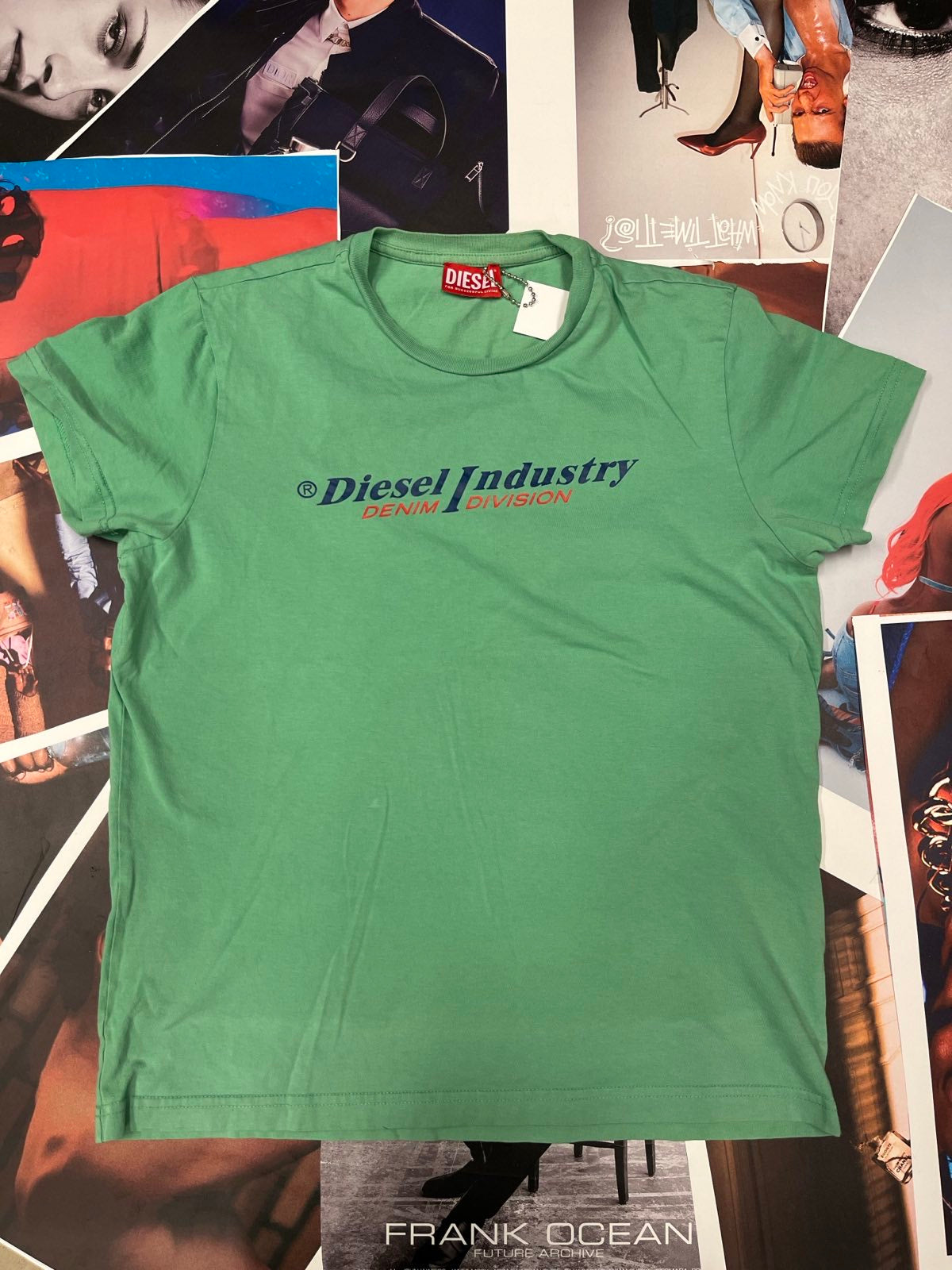 (M) Diesel zelené triko dámské s nápisem Diesel Industry na hrudi