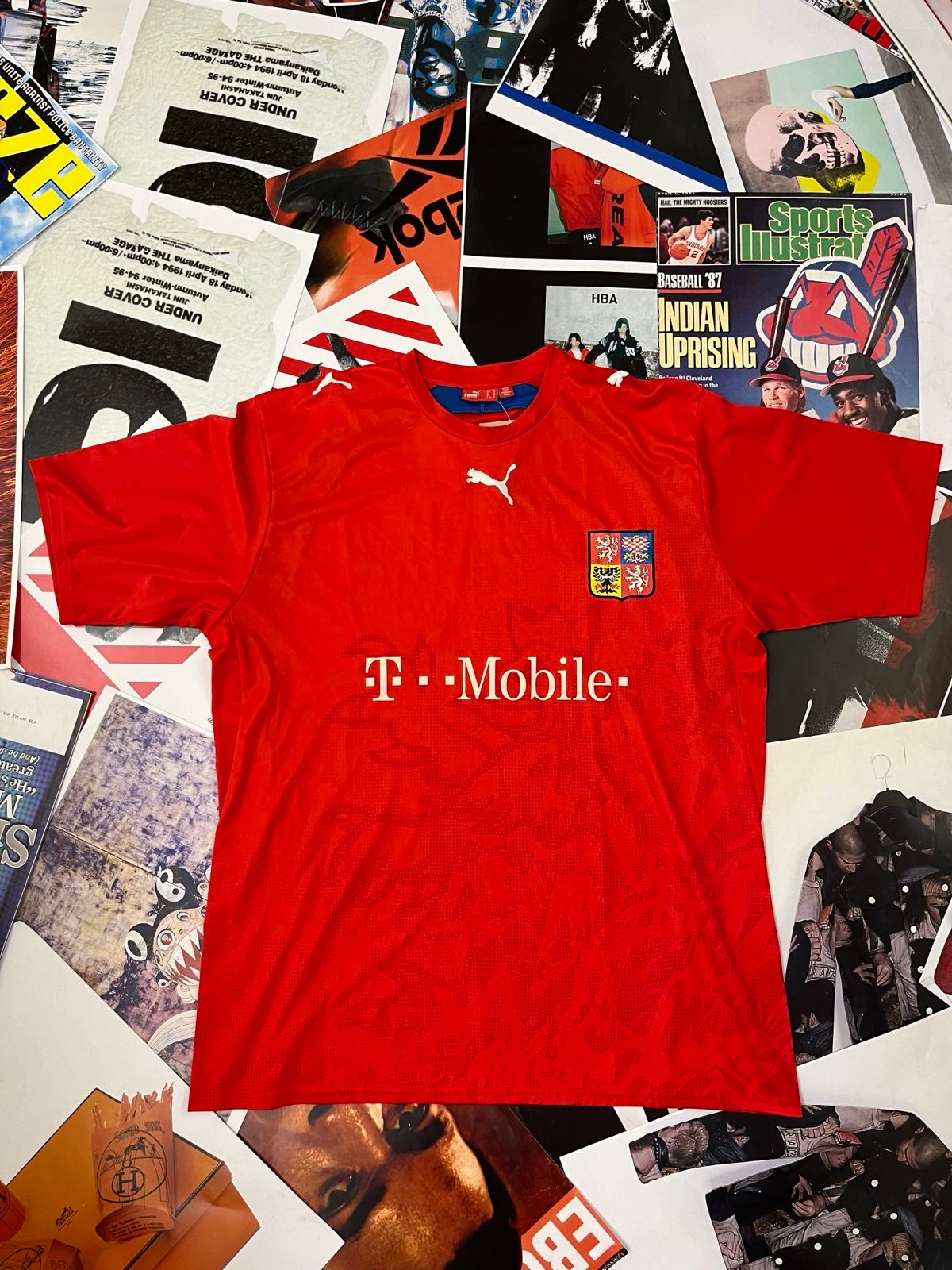 (XL) Dres Puma T-mobile červený