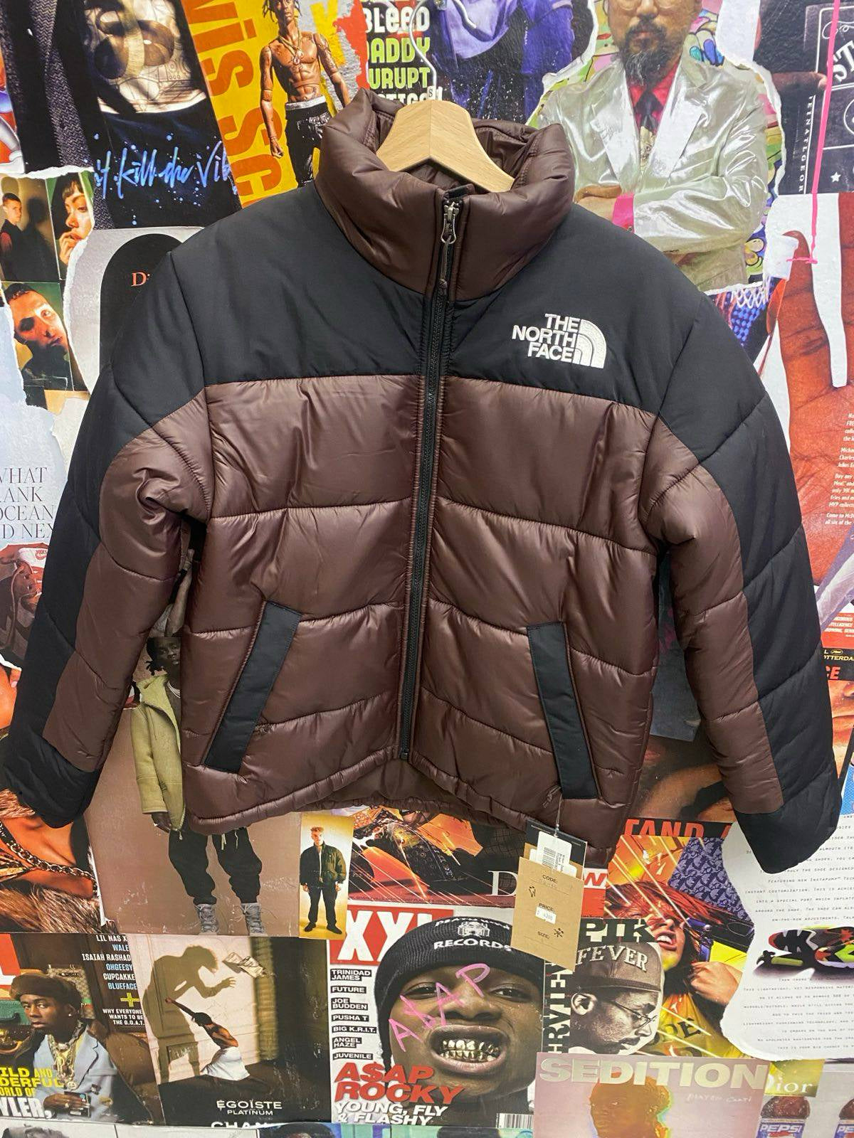 Bunda dámská The North Face hnědá