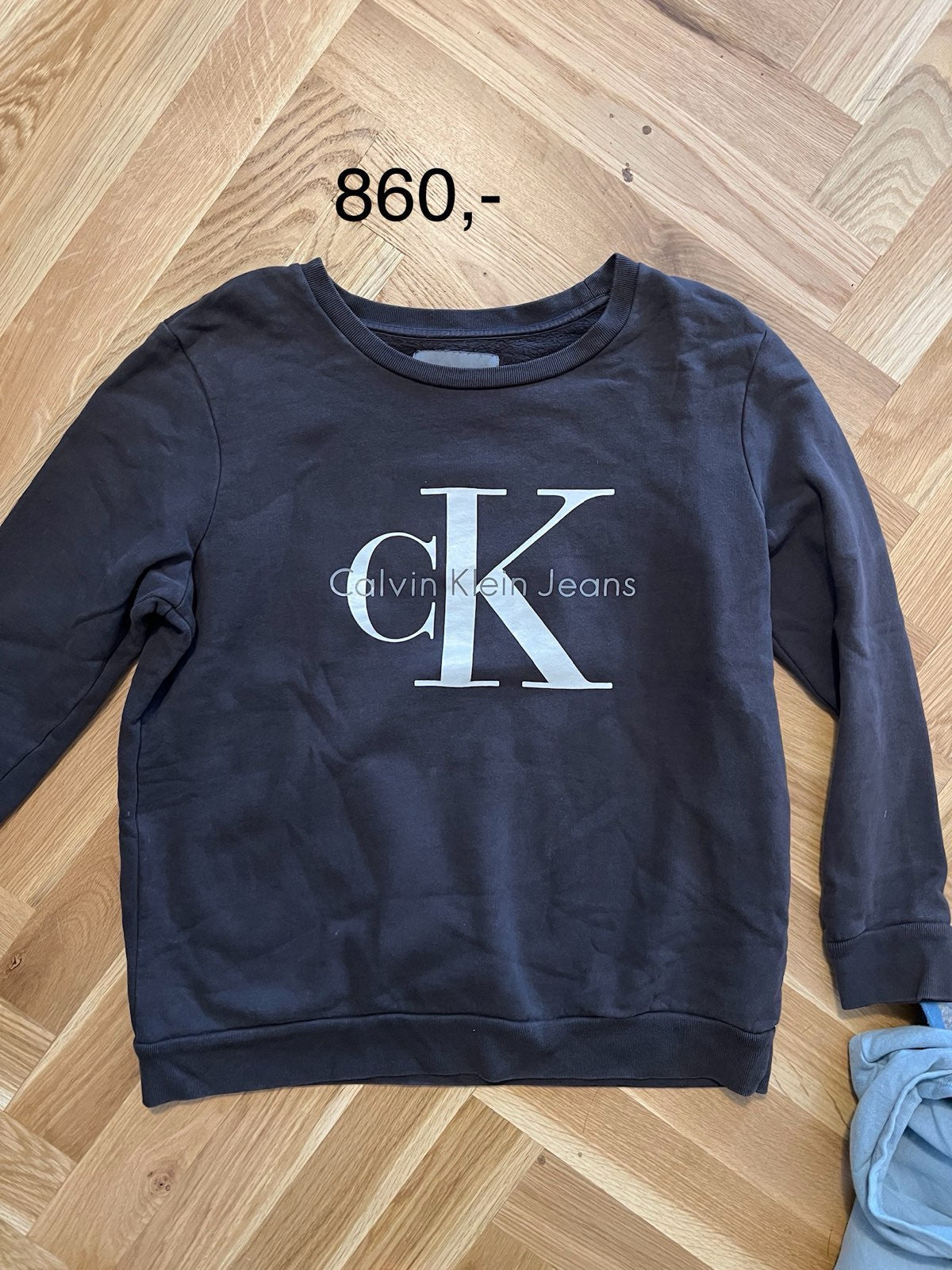 CalvinKlein šedý crewneck M