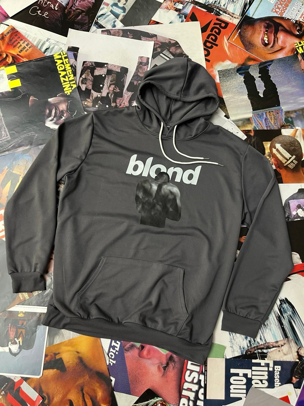 MIKINA šedá s nápisem blond a obrázkem zad týpka, XL/XXL