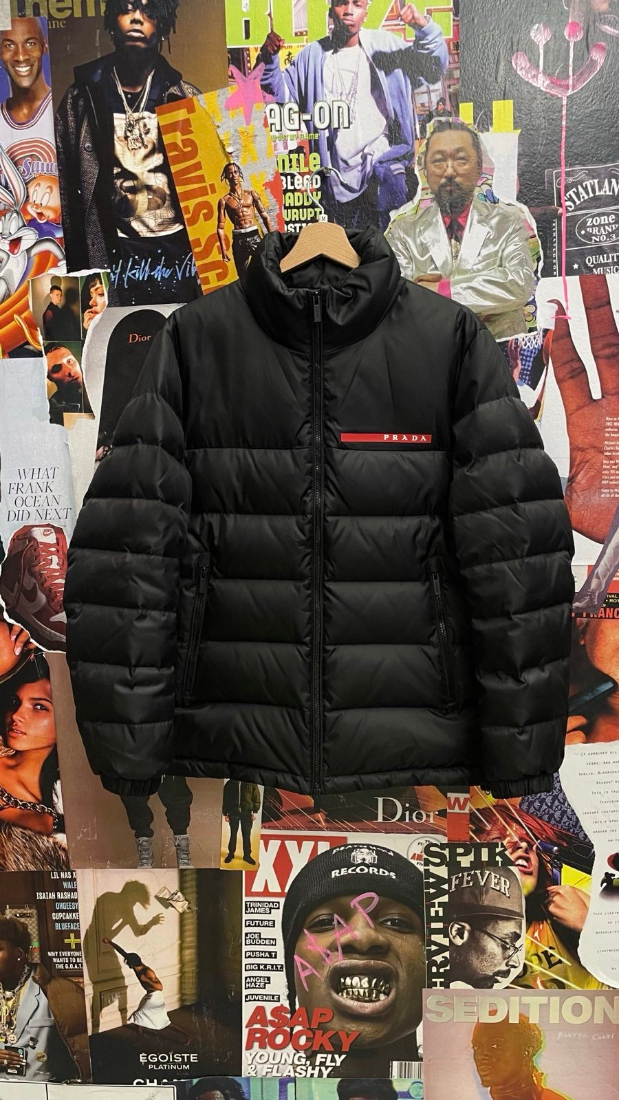 Prada puffer bunda černá M