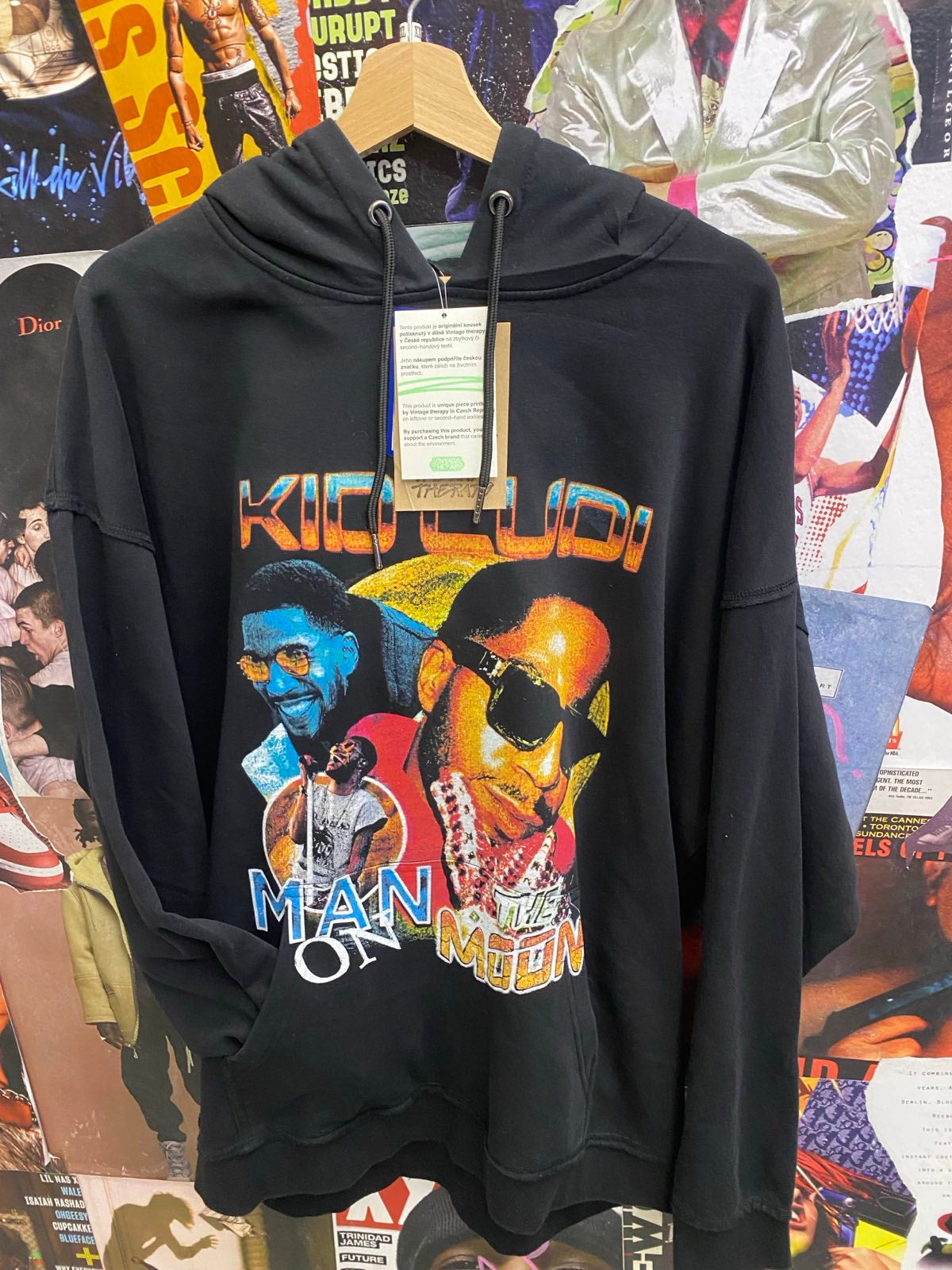 1of1 černá hoodie Kid Cudi Man on the Moon XXL