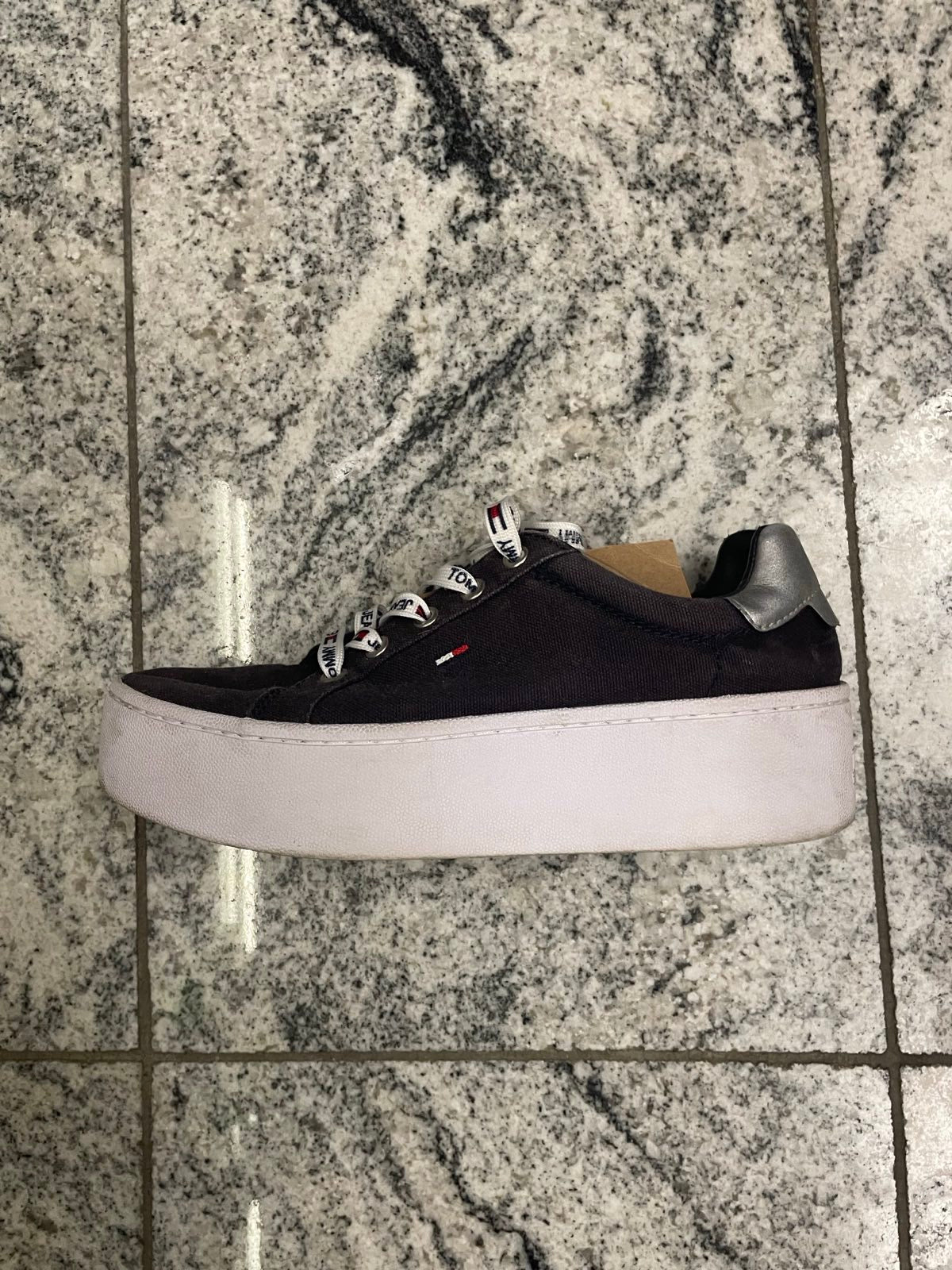 TommyJeans boty na platformě dámské vel. 39
