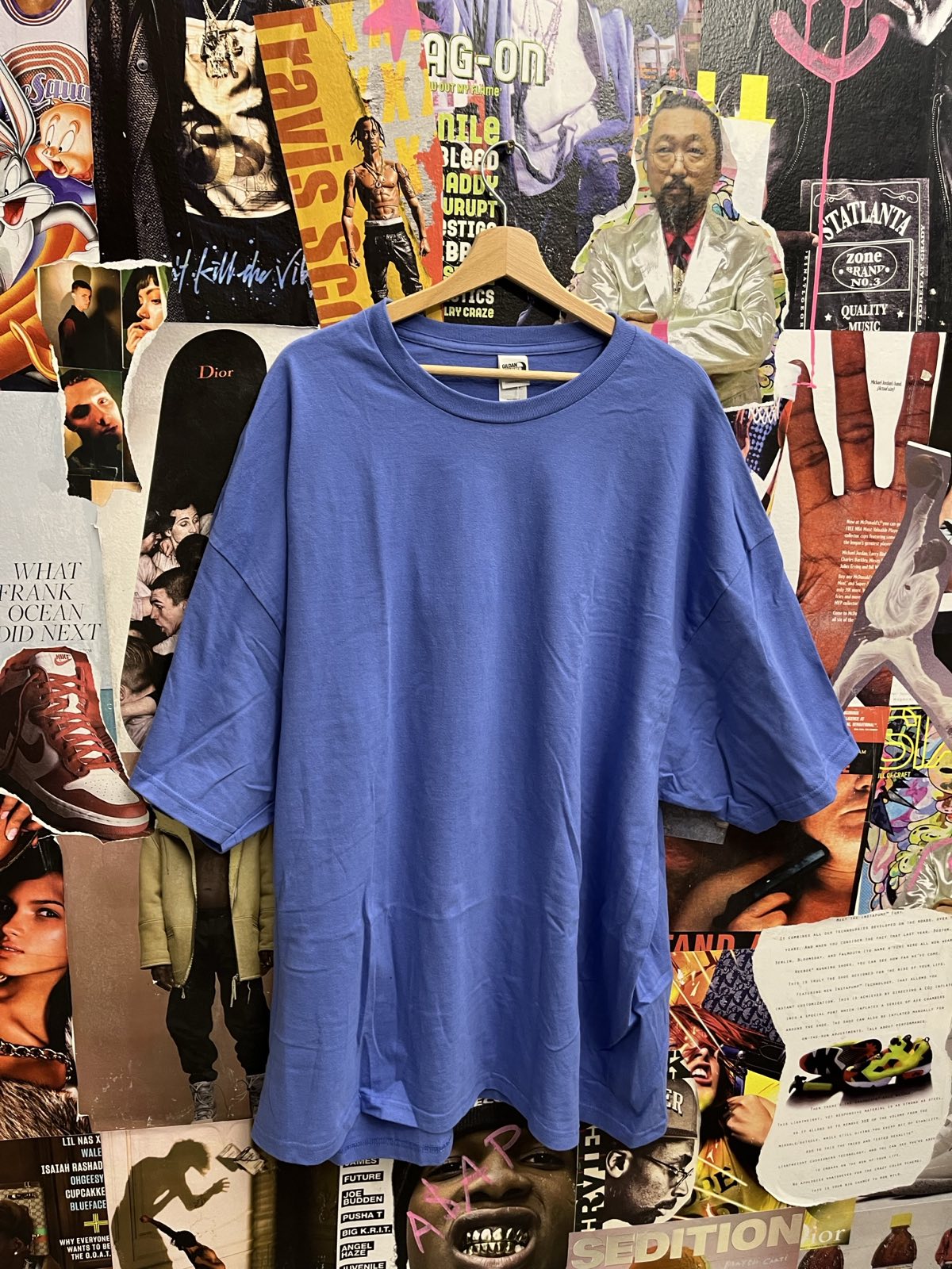 Blank světle modré tee 4XL