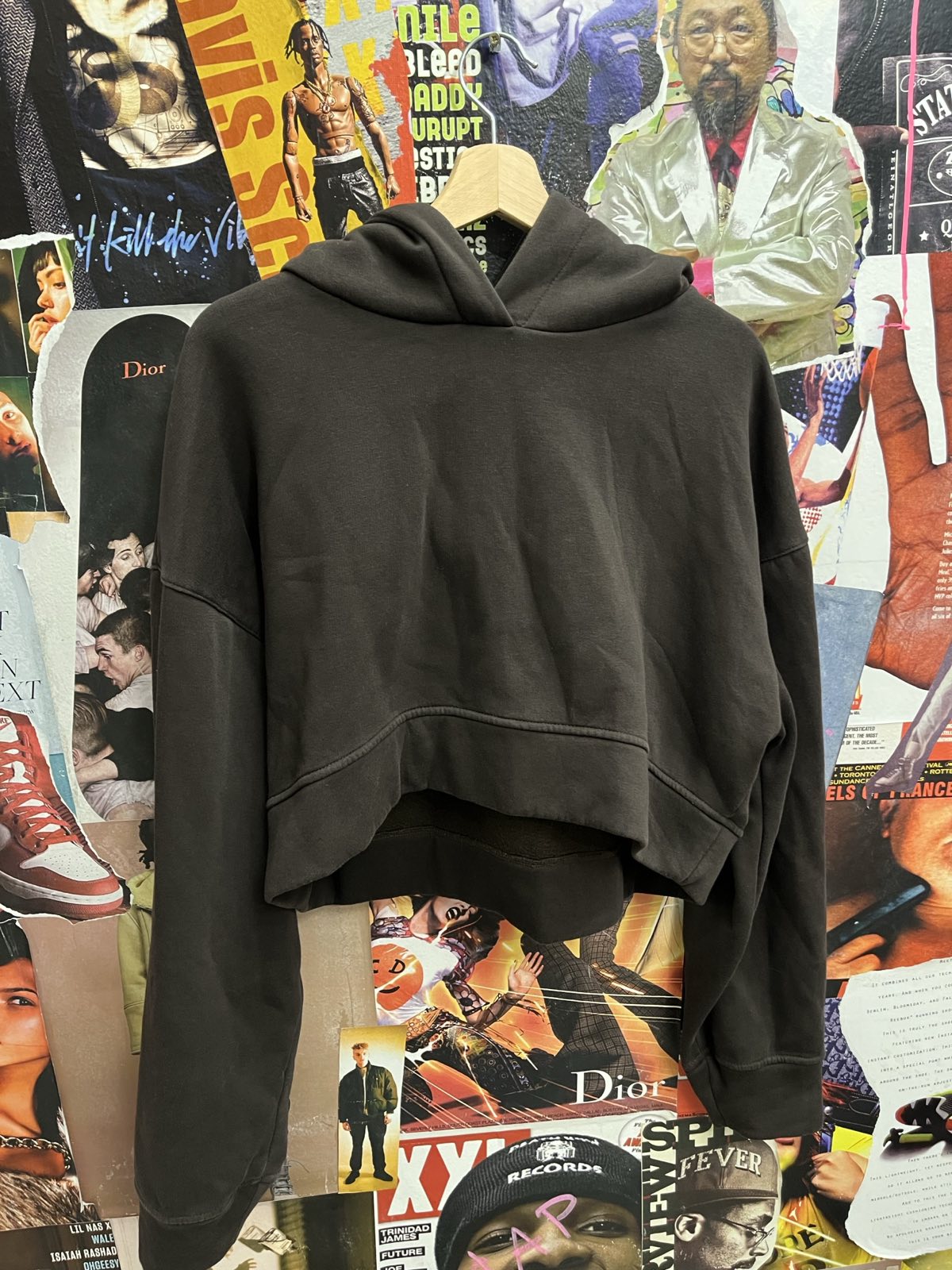 Something collection hoodie cropped M