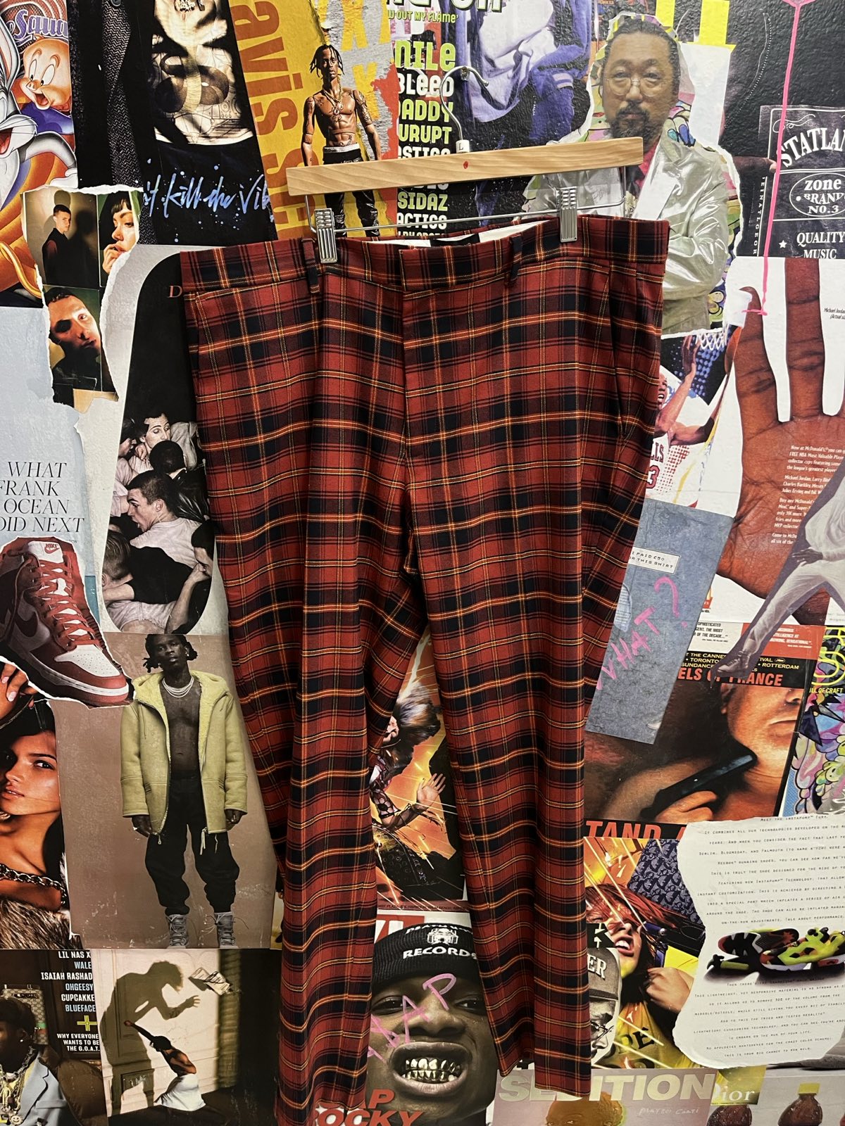 červené kostkované kalhoty river island M